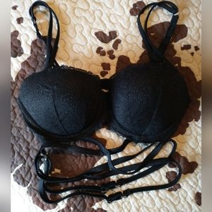 Victoria secret 32DD strappy bra
